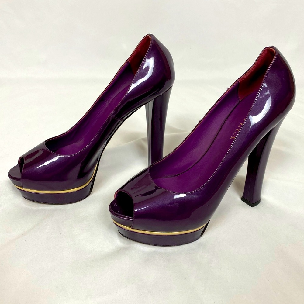 LE SILLA Italian designed patent leather heels
